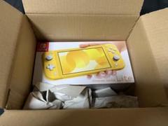 Nintendo switch lite 本体　イエロー