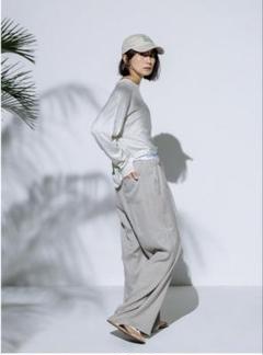 お値下げしました【新品未使用】FORME オフショルダー　東原亜希 ✿ forme オフショルダー トップOFF SHOULDER TOP 東原亜希 送料