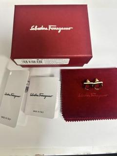 ☆美品☆サルヴァトーレ フェラガモ ヴァラ ピアス 箱 保存袋付