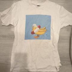 アヒルと浮き輪のTシャツ