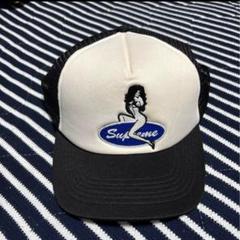 SUPREME トラッカーキャップ ホワイト/ブラック