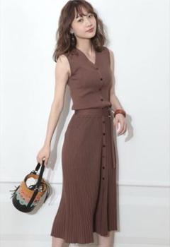 JUSGLITTY フロント釦柄編みニットワンピース 美品