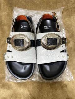 【美品】 TOGA PULLA メタルサンダル 35サイズ 2025年最新】TOGA サンダル 35の人気アイテム - メルカリ