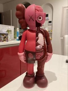 KAWS TOKYO FIRST フレイド コンパニオン キーホルダー3色セット 2025年最新】kaws companion flayedの人気アイテム - メルカリ