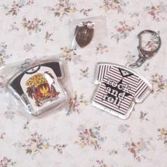 ★新品★B'z 限定チャームとキーホルダーセット①ENDLESS SUMMER