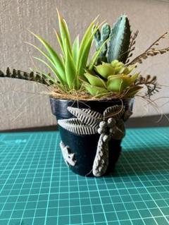 ハンドメイド♡フェイク植物♡多肉植物　サボテン♡恐竜、白亜紀
