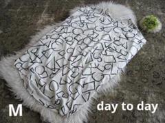 ‡ day to day 吉田ヒロミ チュニック ○△□ M 17050円 day to day 吉田ヒロミ チュニック ○△□ M 17050円 - メルカリ