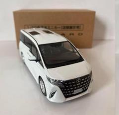 未開封！新型アルファード　40系　ミニカー Amazon.co.jp: 40系 新型アルファード 金色 ミニカー 模型 : 車