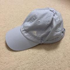 アディダス　キャップ　レディース　水色