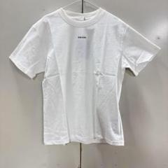 【美品】PRADA ホワイト Tシャツ Sサイズ NFCタグ付き**S** ⚡️極上美品PRADA ホワイト Tシャツ Sサイズ - メルカリ