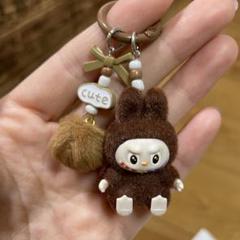ラブブ キーホルダー ブラウン 人気 可愛い