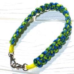 ハンドストラップ　ショートストラップ　スマホストラップ　パラコード　ハンドメイド