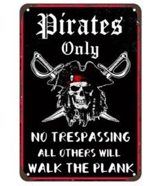 【輸入品】Pirates Only サインボード 20.32×30.48cmのサムネイル