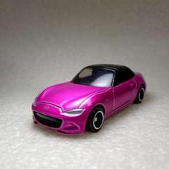 トミカ 26 マツダ ロードスター ピンク 1/57スケール ミニカーのサムネイル