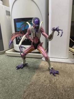 エイリアンフィギュア フリーザ第三形態ver 一品限り