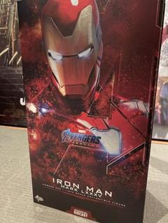 週末値下げ　開封未使用　ホットトイズDICAST アイアンマンマーク6限定版 ムービー・マスターピース DIECAST】『アベンジャーズ