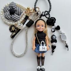 Barbieチェルシードール　バッグチャーム　黒人ちゃん 2025年最新】バービー人形 チェルシーの人気アイテム - メルカリ