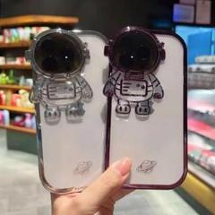 ﻿iPhone11ケース クリアTPUケース 紫　宇宙飛行士iphoneケース