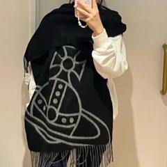 ビビアンのリバーシブルショールです。縦48㌢横120㌢です。 Vivienne Westwood ヴィヴィアンウエストウッド Vivienne