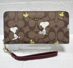 COACH 　長財布　スヌーピー＆ウッドストック COACH 長財布 スヌーピー＆ウッドストック - メルカリ