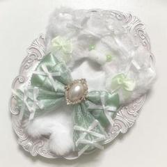 ♡ぬい服　10〜12cm用　ホワイト×グリーン　ねこ　チェーンフック付き♡のサムネイル