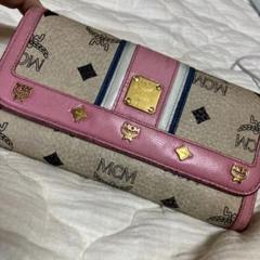 MCM　長財布　ピンク　スタッズ 2025年最新】mcm スタッズ 財布の人気アイテム - メルカリ