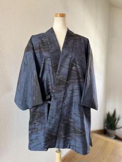 着物リメイク　訪問着　紬地　雪輪草花文ぼかし染めから作務衣 夏着物からリメイクしています 涼しげな少し透け感のある紗、絹
