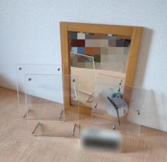 無印良品のミラー、壁掛け時計、フォトフレーム