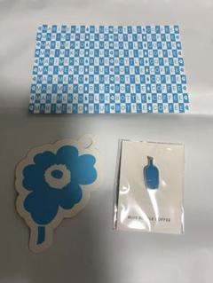 【限定ポストカード付き】　マリメッコ ブルーボトルコーヒー ピンバッジ　セット ブルーボトルコーヒー × マリメッコ ピンバッジ セット/エナメル