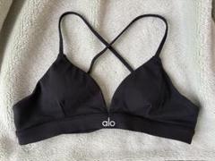 【新品】alo yoga アローヨガ ブラトップ パッド付き 黒 XS Alo Yoga（アロヨガ）の「【alo】ムーブメントブラトップ