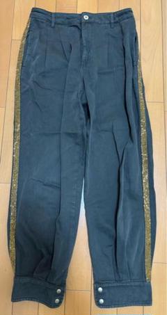 ZARA デニム服パンツ　サイズ36（EUR）