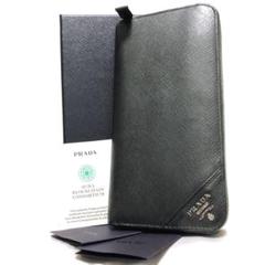 極美品✨プラダ　長財布　シボ革　シルバー金具　ギャランティ付き　付属品完備 極美品✨プラダ 長財布 シボ革 シルバー金具 ギャランティ付き