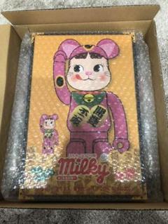 BE@RBRICK 招き猫 ペコちゃん 蛍光ピンク 100% & 400%
