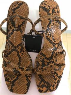 新品!ZARA パイソンミュール