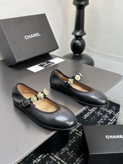 【人気ショップが最安値挑戦！】 CHANEL ブラック ローファーフラットシューズ23cm パール装飾 靴