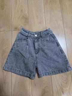 ラブトキ　タックショートパンツ　140cm