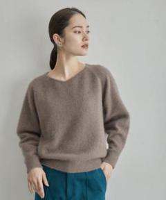 美品】シップス ふわふわ フォックスVネックニットプルオーバー