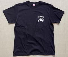 Tシャツ 黒色、ロゴ入り