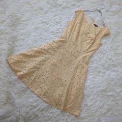 トッカ TOCCA ワンピース パンチング刺繍 ノースリーブ 花柄 ひざ丈