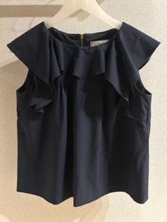 Noela ノースリーブブラウス　フリル　ネイビー