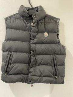 MONCLER ブラック ダウンベスト キルティング Moncler ブラック ダウンベスト - メルカリ