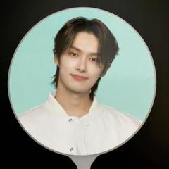 2025年最新】seventeen follow again うちわ ジュンの人気