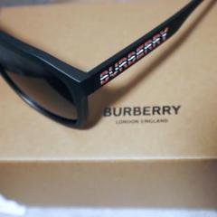 【新品】バーバリー/BURBERRY サングラス BE4396U スクエアのサムネイル