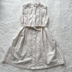ユニクロ　キッズ　130ノースリーブ　ワンピース　ベージュ　夏ワンピース