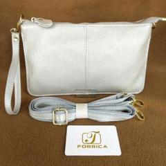 FORRICA フォリカ シルバーレザーポーチ ショルダーストラップ付ポシェット