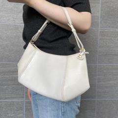 DELVAUX ハーフムーン アクセサリーポーチ レザー ホワイト ミラー付き