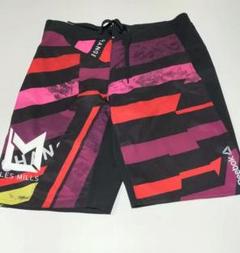 【LesMills/レズミルズ】Reebok　ハーフパンツ　派手系S　レスミルズ