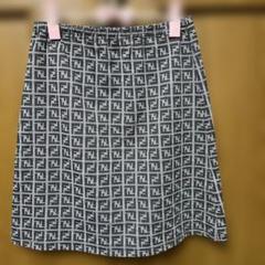Fendi 幾何学模様 ミニスカート 44 Fendi 幾何学模様 ミニスカート 44 - メルカリ