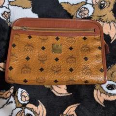 MCM レザー クラッチバッグ - メルカリ