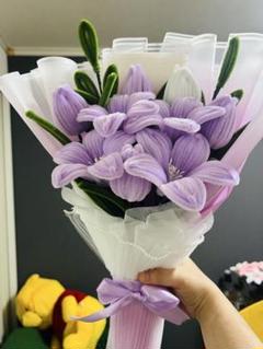 紫のフェルト花束 リボン付き